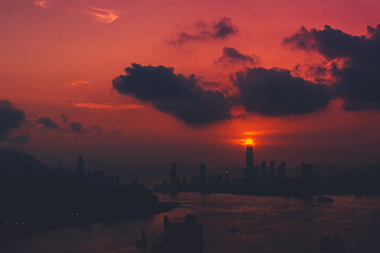 Clouds City Skyline , clouds, city, skyline, graphy HD wallpaper
