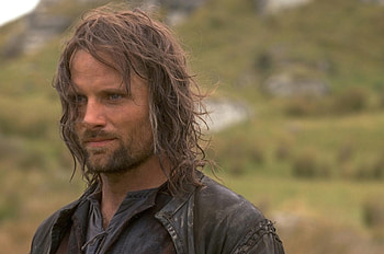 Viggo Mortensen, Iconic role, Aragorn portrayal, Fellowship of the Ring HD wallpaper