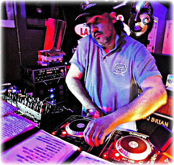 mixin up da tunes, dj, music, mixer, rave HD wallpaper
