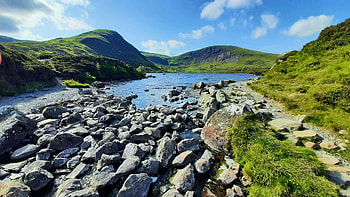 Loch Skeen, Moffat, Scotland, hills, landscape, clouds, sky, water, stones HD wallpaper