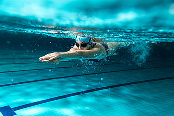 Every runner should, Be swimming, Cross-training benefits, Dual sport training HD wallpaper