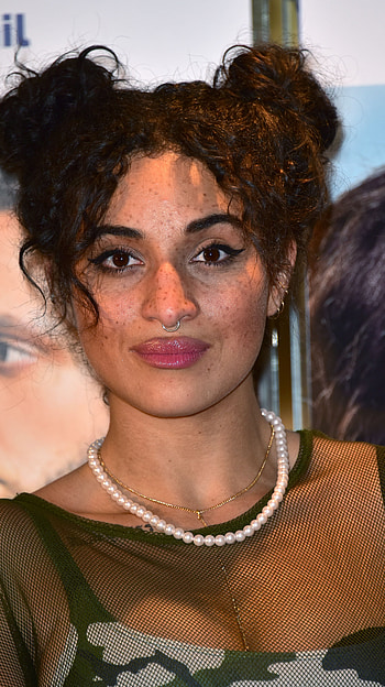 Camélia Jordana, hollywood actress, popidol, model, french singer HD phone wallpaper