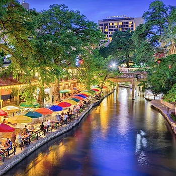 San Antonio Riverwalk, Best things to do, Texan charm, Scenic beauty HD phone wallpaper