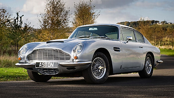 James Bond - 1967 Aston Martin DB5, classic, car, James Bond, DB5, auto, Aston Martin, vintage, 1967 HD wallpaper