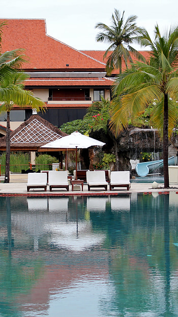 Ubud Hanging Gardens, Award-winning resort, Tropical paradise, Exquisite pools HD phone wallpaper