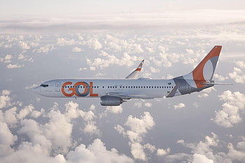 Gol Linhas Aereas loyalty program, Cash advance, Financial news, Business partnerships HD wallpaper