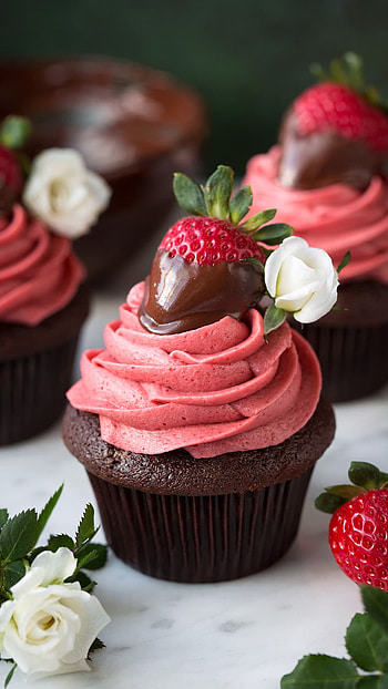 Cupcake, Yummy Chocolate Cupcake HD phone wallpaper