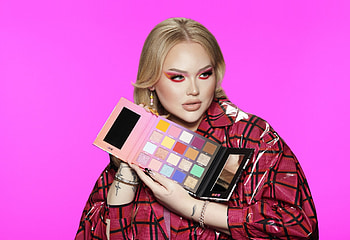 NikkieTutorials, Beauty bay eyeshadow palette, Back in stock HD wallpaper