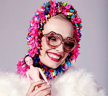 Girls, pink, doll, model, smile, flower, glasses, girl, woman HD wallpaper