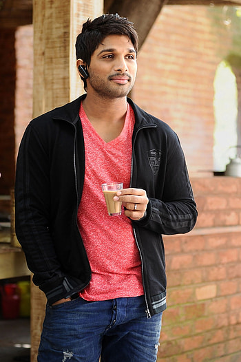 Allu Arjun, orange, lip, julayi HD phone wallpaper