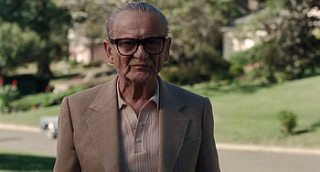 Joe Pesci, The Irishman, Tan road trip, Stylish sports coat HD wallpaper