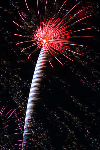 Holidays, Salute, Sparks, Holiday, Fireworks, Firework, Festive HD phone wallpaper