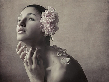 BEAUTY, graphy, flower, bw, woman HD wallpaper