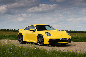 2019Porsche 911 Carrera 4s, porsche-911, porsche-carrera, porsche, cars, 2019-cars, yellow HD wallpaper