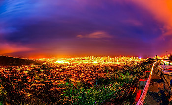 Honolulu at night, Urban lights, City skyline, Nightlife vibes HD wallpaper