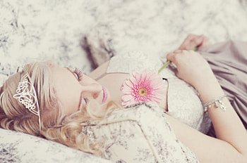 A Fairy tale's Dream For Yaty03, sleepingbeauty, lady, model, flower, gerbera HD wallpaper