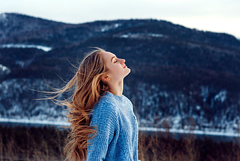 Windy Weather Snow Closed Eyes Girl, girls, model, snow HD wallpaper