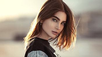 Woman Outdoors Brunette , women, outdoors, girls, model HD wallpaper