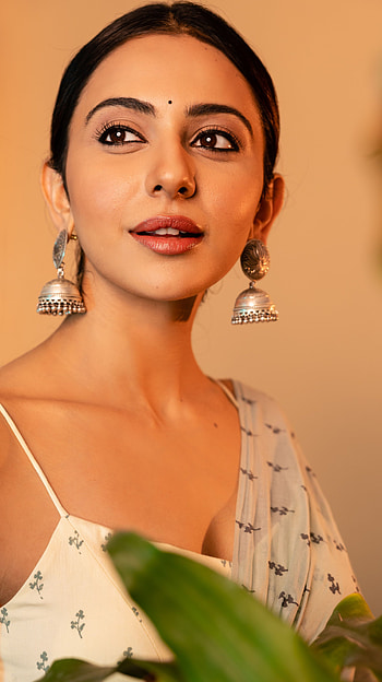 Rakul Preet singh, , telugu actress, saree beauty HD phone wallpaper