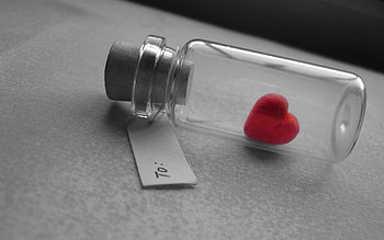 You Left My Heart In a Bottle, to, tag, heart, bottle HD wallpaper