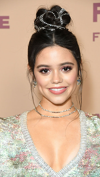 Jenna Ortega, hollywood actress, model HD phone wallpaper