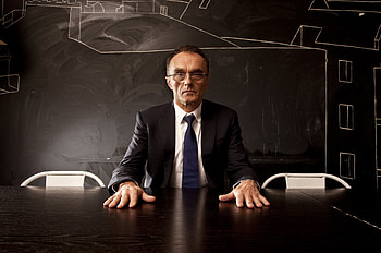 Danny Boyle, Movie maestro, Intriguing interviews, Mind-bending filmography HD wallpaper