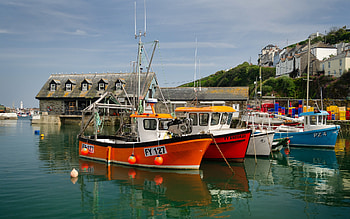 Harbor in England, ships, England, water, harbor HD wallpaper