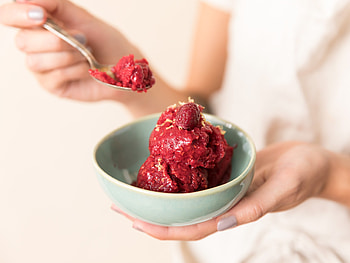 3-ingredient raspberry sorbet, Kitchen Stories recipe, Sweet and tangy, Easy delight HD wallpaper