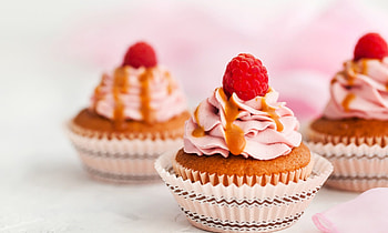 Difference between cake and pastry, Baking comparisons, Sweet vs savory, Delicious treats HD wallpaper