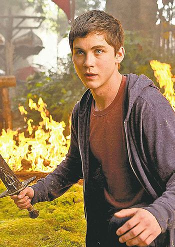 Logan Lerman (Percy Jackson), New DVD/VOD arrival, Winnipeg Press review, Must-watch film HD phone wallpaper