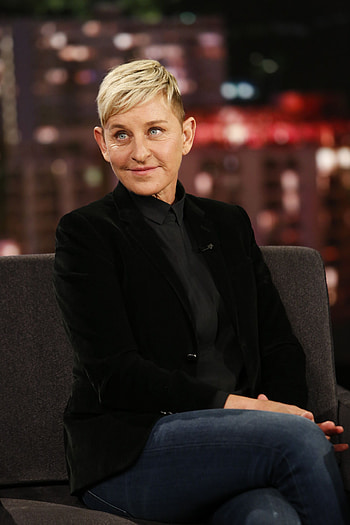 Ellen DeGeneres show, Production company HD phone wallpaper