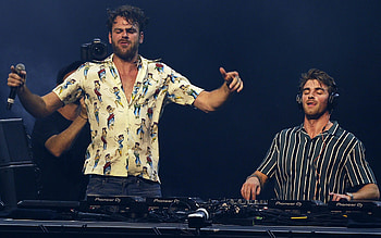 The Chainsmokers, Stylish , Eye-catching designs, Trendsetting art HD wallpaper