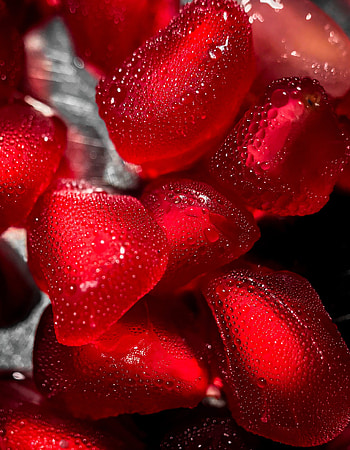 Pomegranate seeds, Tart sweetness, Culinary garnish, Healthy snack HD phone wallpaper