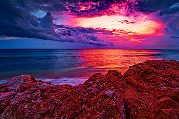 Fire in the sky, blue, sea, rocks, stones, purple, reflection, red, seascape, clouds, nature, sky, fire, ocean HD wallpaper
