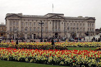 Buckingham Palace, History facts, Inside residence, Queen Elizabeth II HD wallpaper