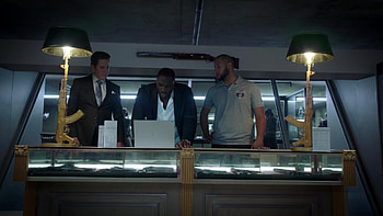 Adewale Akinnuoye-Agbaje, Microsoft Surface Pro tablet, The Fix season 1 episode 9, Jeopardy HD wallpaper