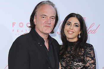 Quentin Tarantino, Engaged rumors, Personal life update, Hollywood romance HD wallpaper