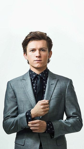 Tom Holland, Celeb, Aesthetic, iPad HD phone wallpaper