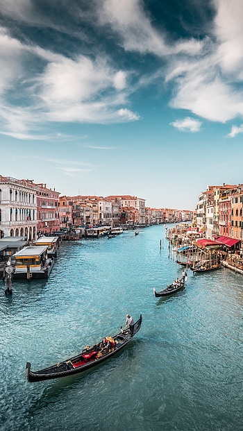 Boats in Venice, Venice Italy , Tranquil scenery, Captivating waterways HD phone wallpaper
