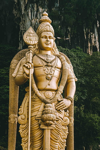 Golden statue of Lord Murugan at Batu Caves in Kuala Lumpur, Malaysia. HD phone wallpaper