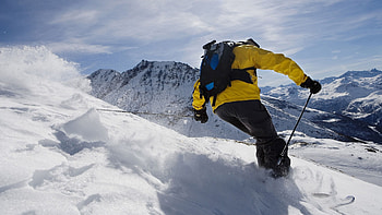 Skiing season, Injury prevention, Winter sports, Safe technique HD wallpaper