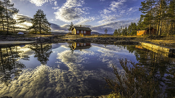 Sunrise at Ringerike, Norway, trees, water, reflections, lake, house HD wallpaper