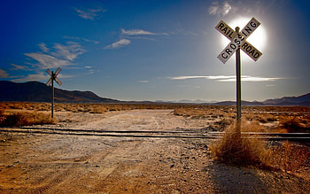 Middle Of Nowhere, crossing, desert, tracks, road, railroad HD wallpaper