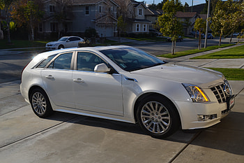 2013 Cadillac CTS Wagon, Loaded, Diamond White, Quick, Good looking HD wallpaper