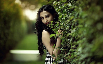 Lovely Girl, model, plants, woman, brunette HD wallpaper