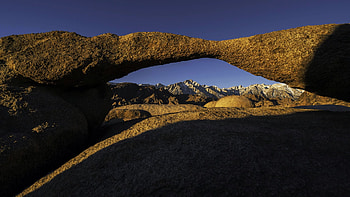 Gorgeous morning light on the Sierras as seen from Lathe Arch, Alabama Hills, california, rocks, usa, landscape, sky, mountains HD wallpaper