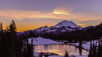 tipso lake at mt rainier park at dusk, winter, dusk, lake, mountain HD wallpaper