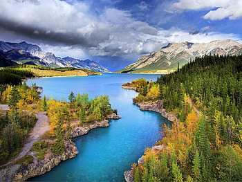 Abraham Lake, Banff National Park, clouds, trees, sky, canada, mountains, alberta, forest HD wallpaper