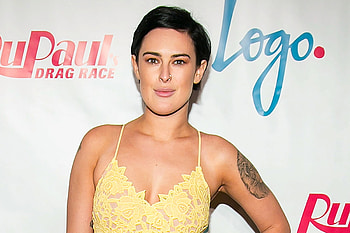 Rumer Willis, French fry lover, Food indulgence, Guilty pleasure HD wallpaper