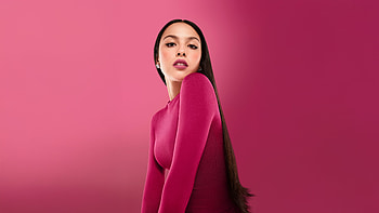 Olivia Rodrigo Lancome Cosmetics 2025, olivia-rodrigo, celebrities, girls, music HD wallpaper